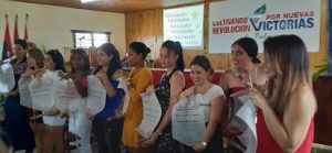 Realizan Acto de Graduación en el Centro Universitario Municipal de La Palma