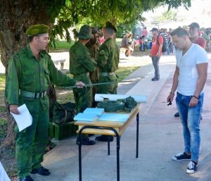 La defensa de la Patria, los cuadros y el Partido