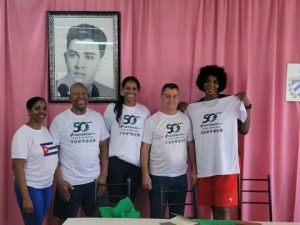 Visitan la UPR tres glorias del deporte cubano